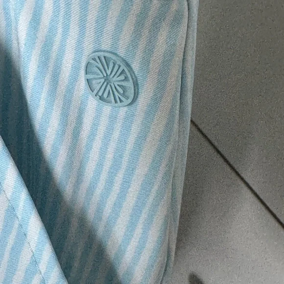 Lilly Pulitzer Luxletic Blue and White Skirt - Washed but Never Worn - Picture 3 of 5